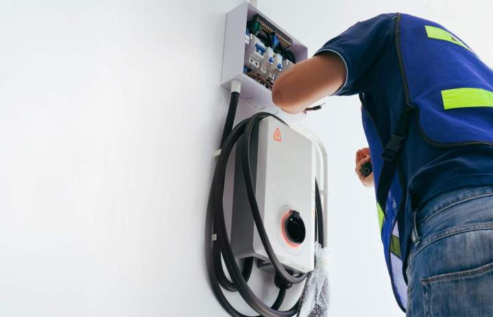 Installation borne de recharge Blagnac